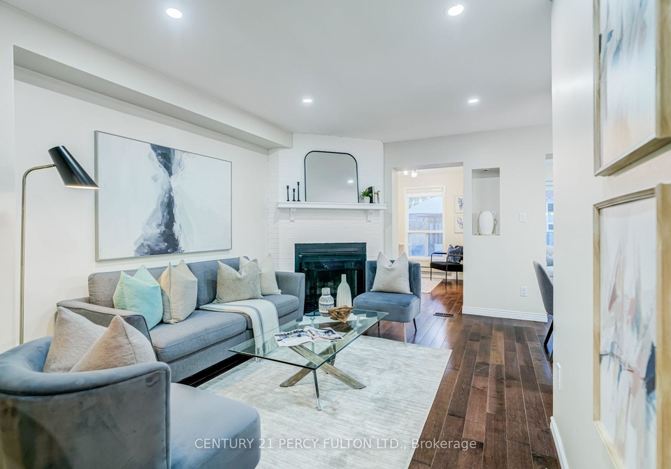 696-lamour-road-pickering-ontario-e13563276