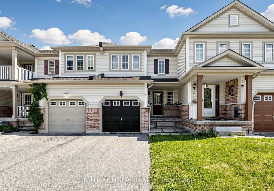 7-macmillan-avenue-whitby-ontario-e13563338