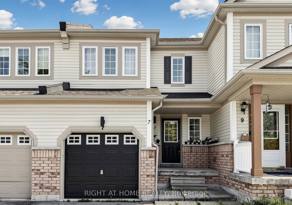 7-macmillan-avenue-whitby-ontario-e13563338