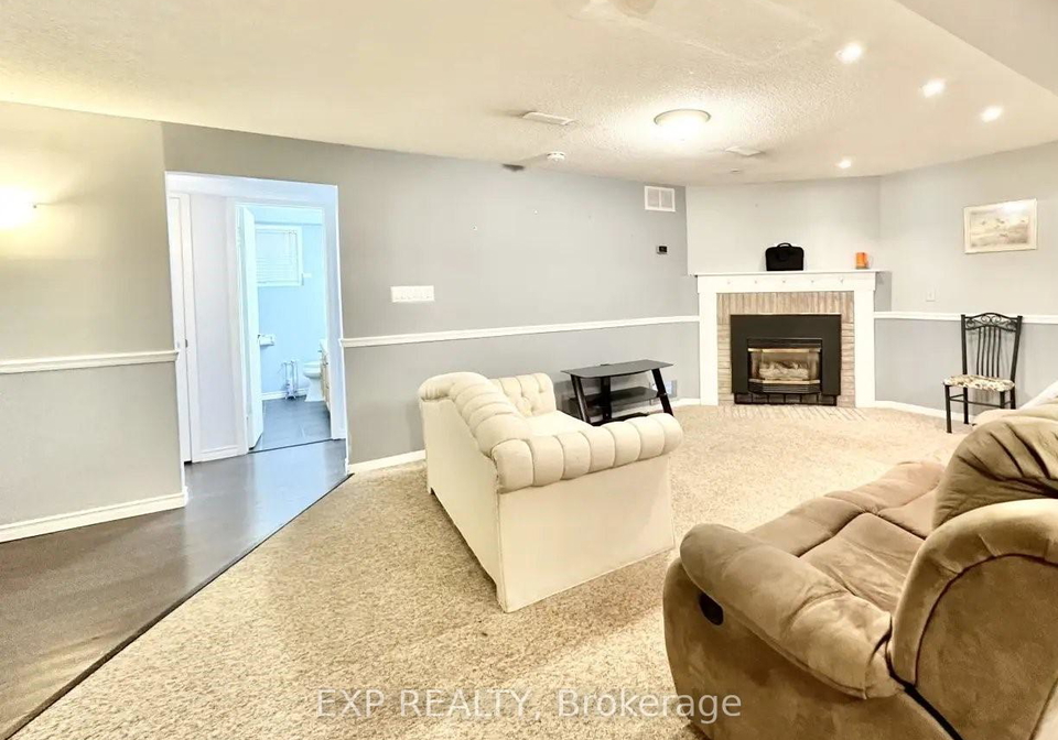 52-waywell-street-n-whitby-ontario-e13564440