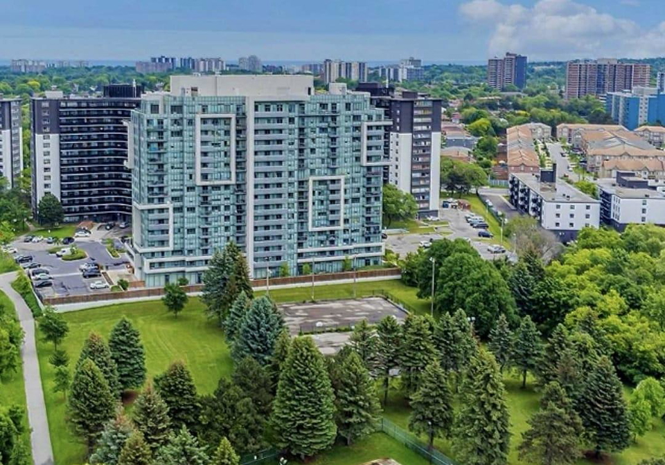 1346-danforth-road-toronto-scarborough-ontario-e13564578