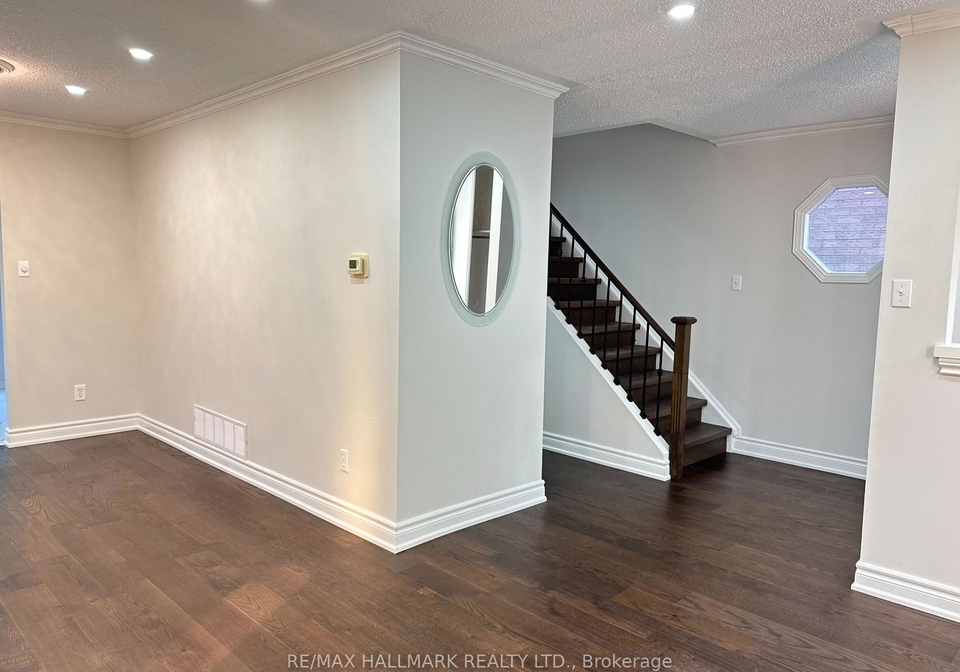 23-lachlan-drive-ajax-ontario-e13564654