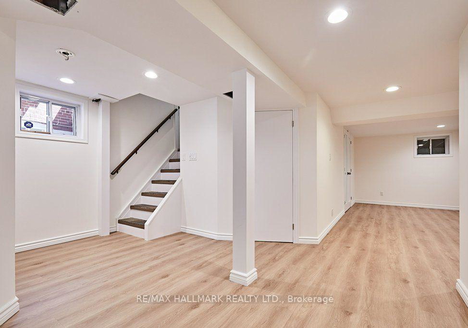 181-ferris-road-toronto-east-york-ontario-e13565164