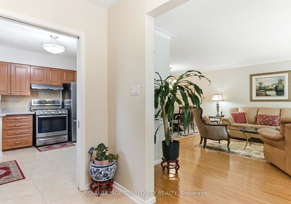 35-sedgemount-drive-toronto-scarborough-ontario-e13565264