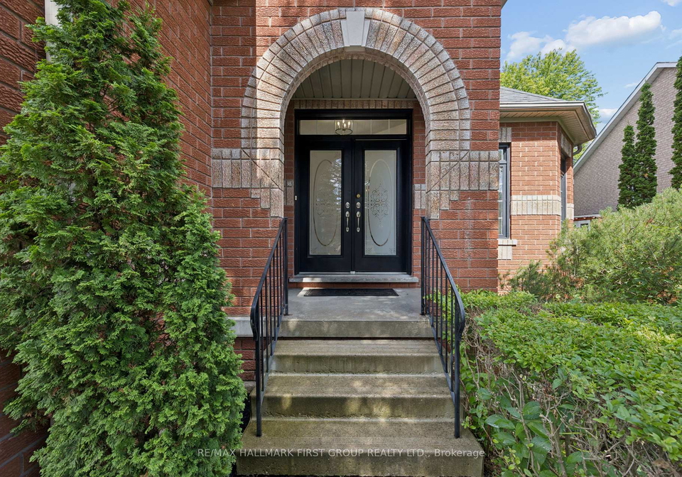 2352-canterbury-crescent-pickering-ontario-e13565978