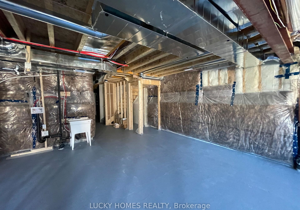2096-verne-bowen-street-oshawa-ontario-e13566322