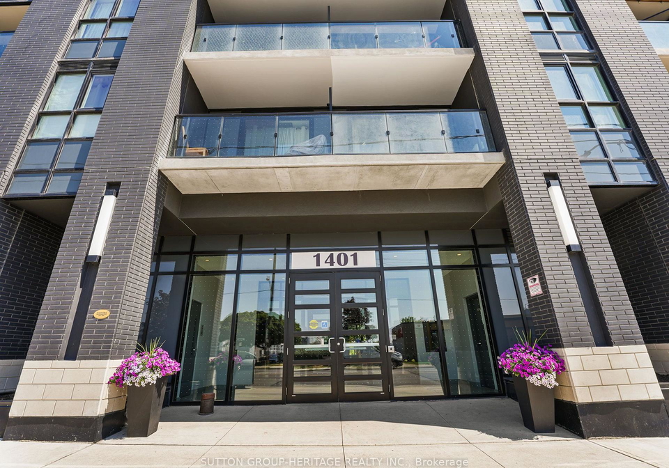 1401-oconnor-drive-toronto-east-york-ontario-e13566378