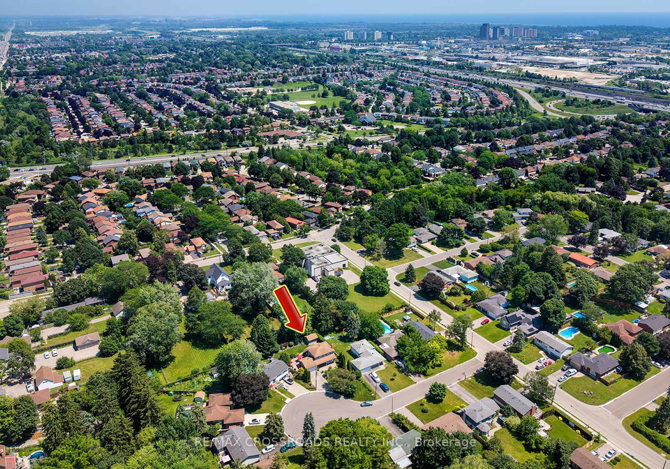 7-dingley-court-ajax-ontario-e13566518