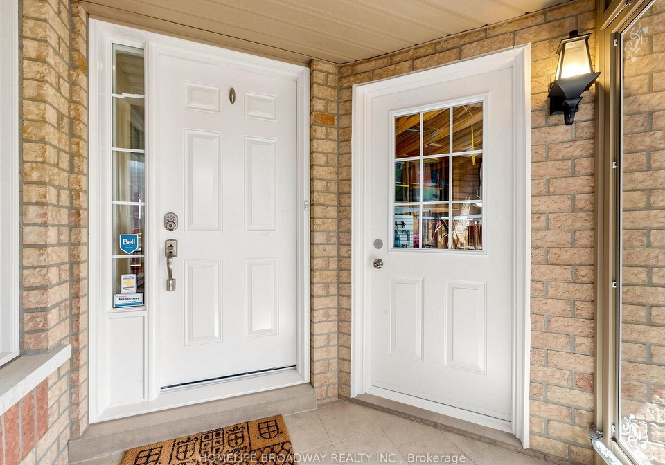 1118-gossamer-drive-pickering-ontario-e13566622