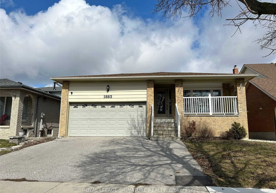 1885-rosefield-road-pickering-ontario-e13566972