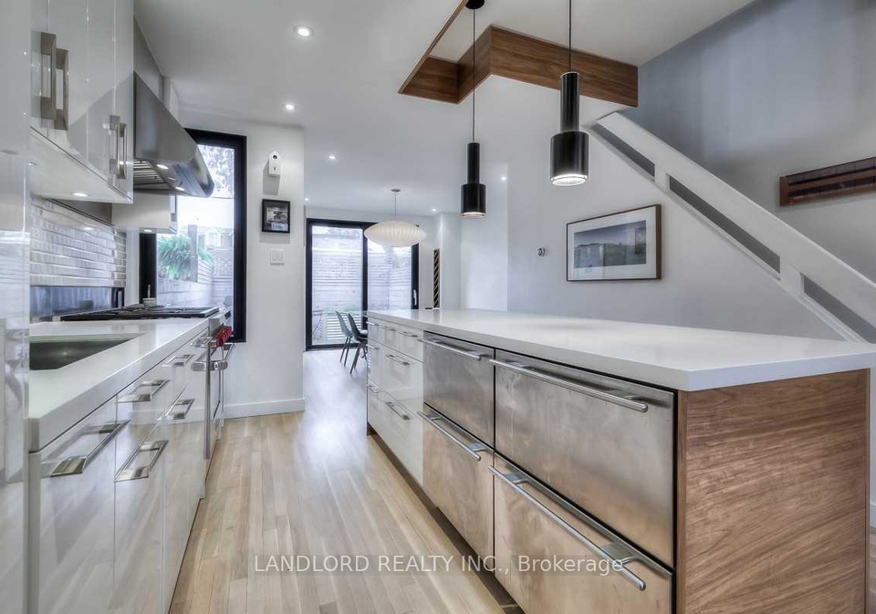 133-munro-street-toronto-toronto-ontario-e13567310