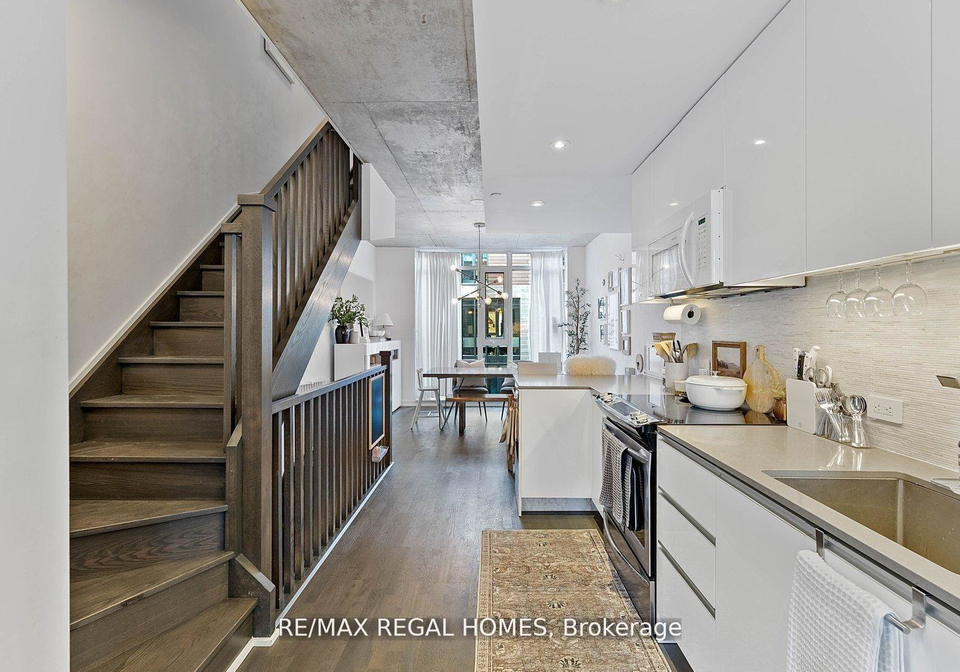 1238-dundas-street-toronto-toronto-ontario-e13567666