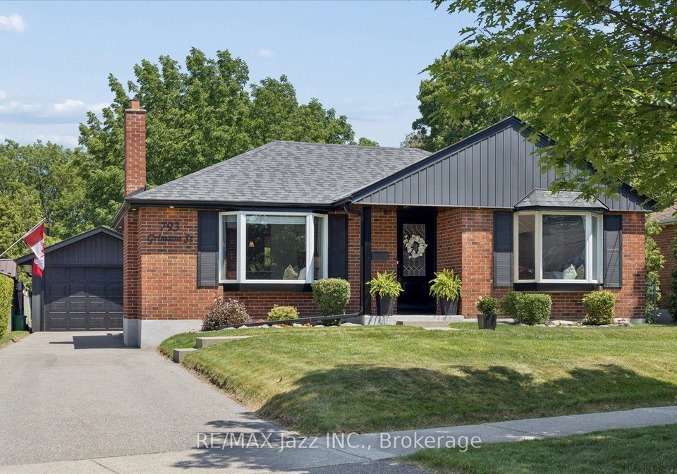 793-grierson-street-oshawa-ontario-e13567706