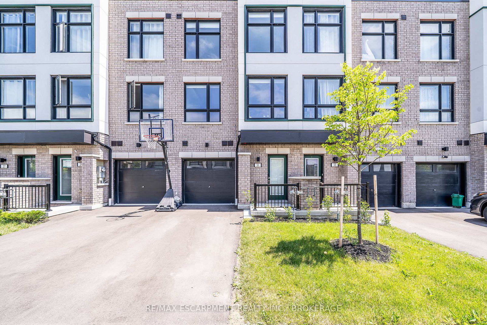 31-pegler-street-ajax-ontario-e13568004