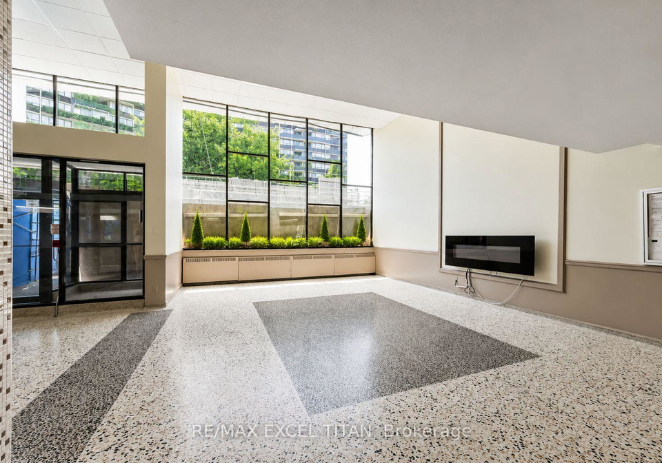 1385-midland-avenue-toronto-scarborough-ontario-e13568154