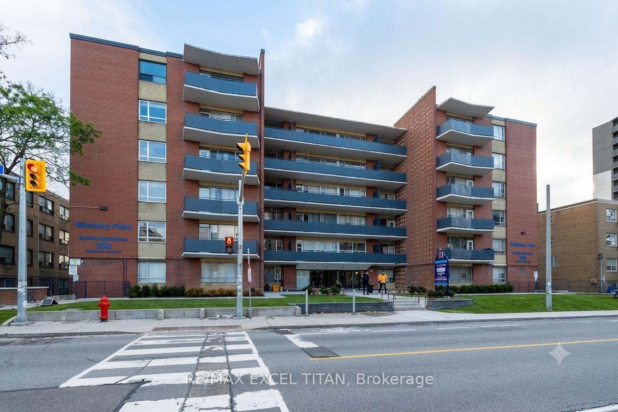 165-cosburn-avenue-toronto-east-york-ontario-e13568226