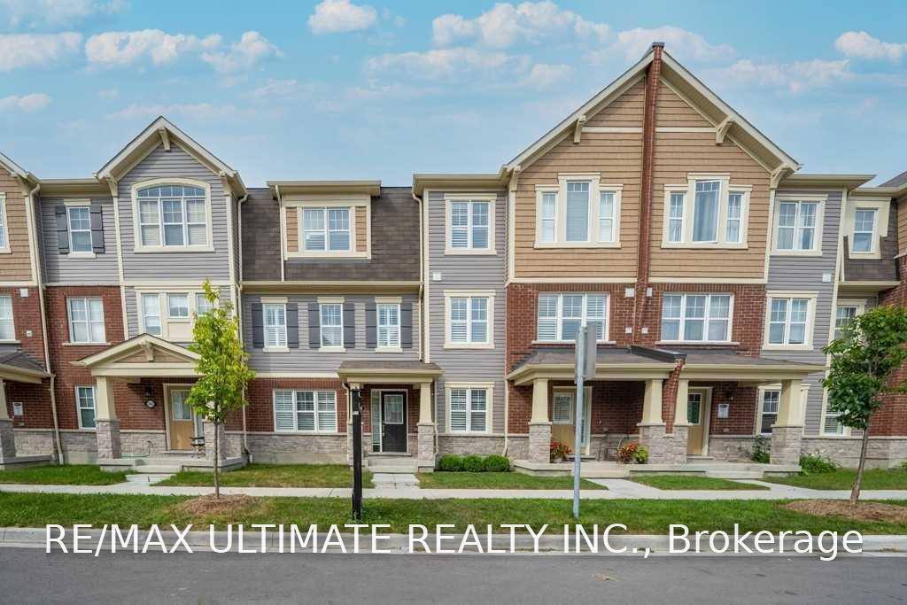 2444-fall-harvest-crescent-pickering-ontario-e13568880
