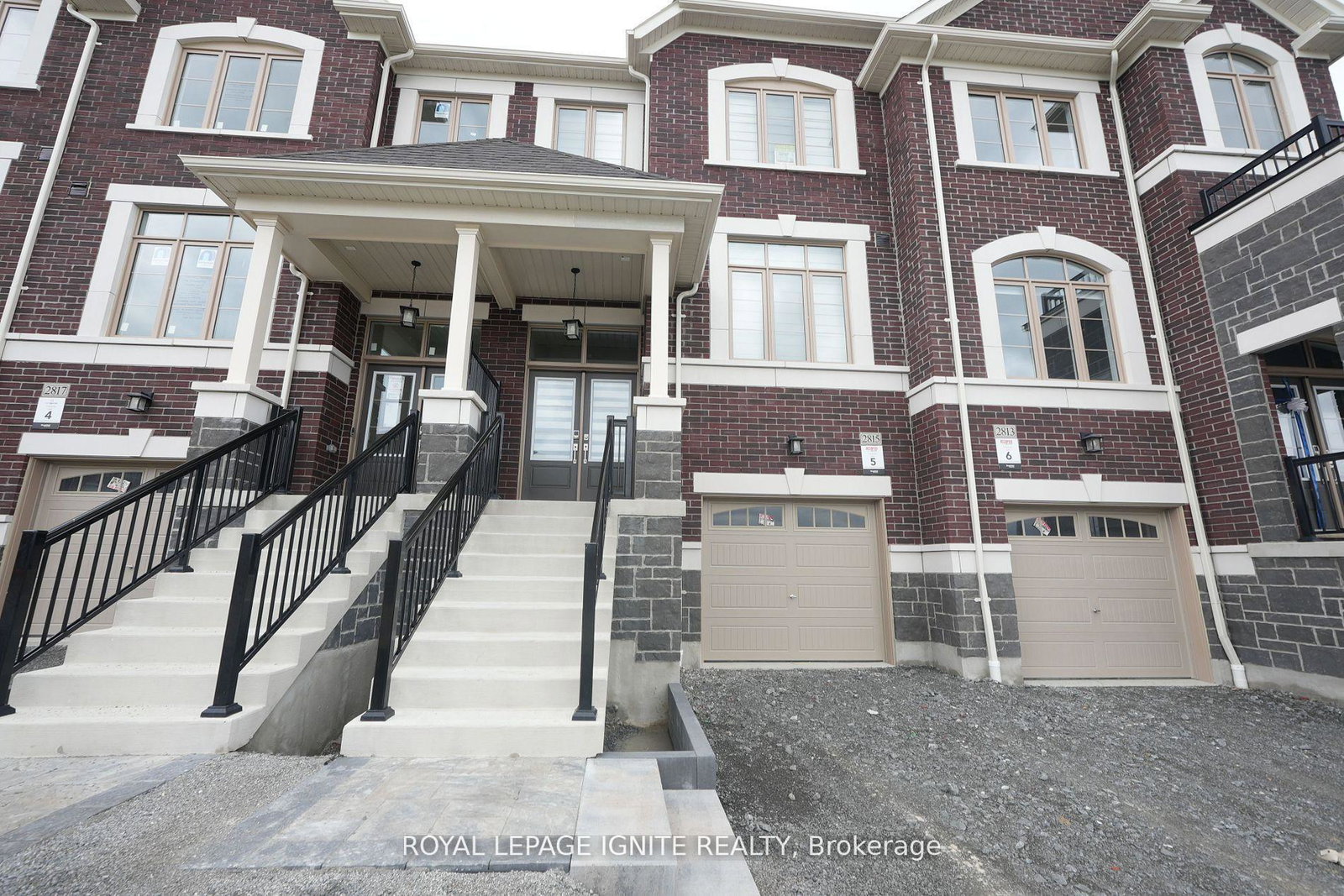 2815-albatross-way-pickering-ontario-e13569254