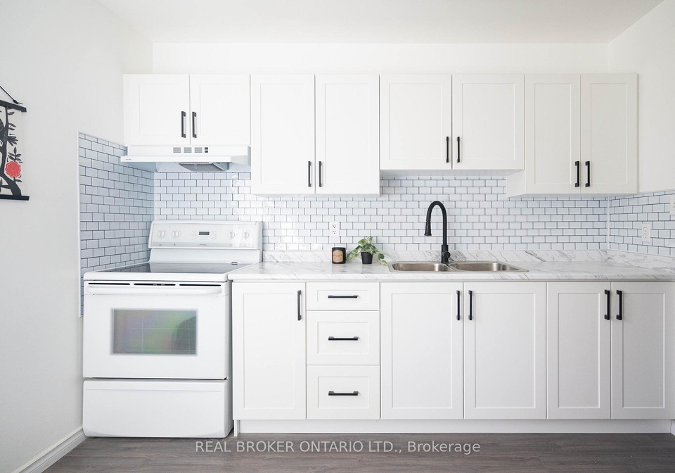 725-military-trail-toronto-scarborough-ontario-e13569532