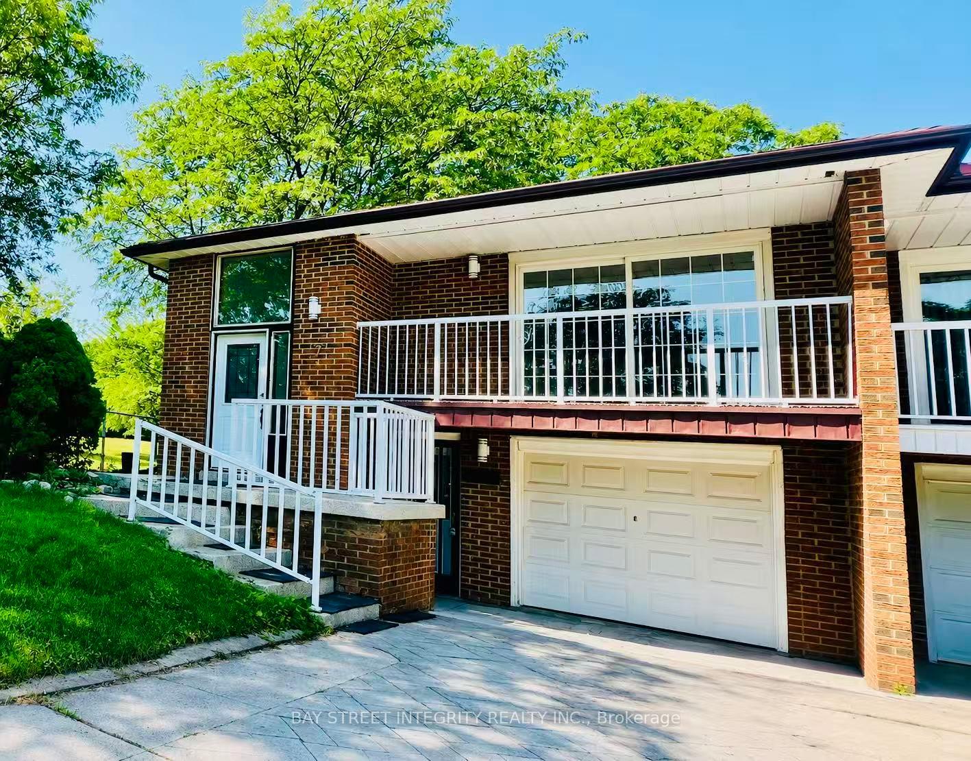 7-snowhill-crescent-toronto-scarborough-ontario-e13569908