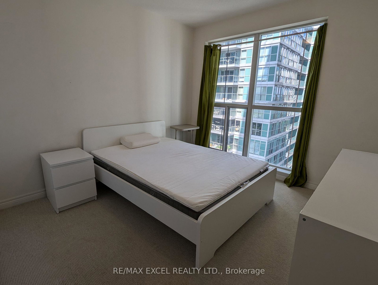 60-town-centre-court-toronto-scarborough-ontario-e13569984
