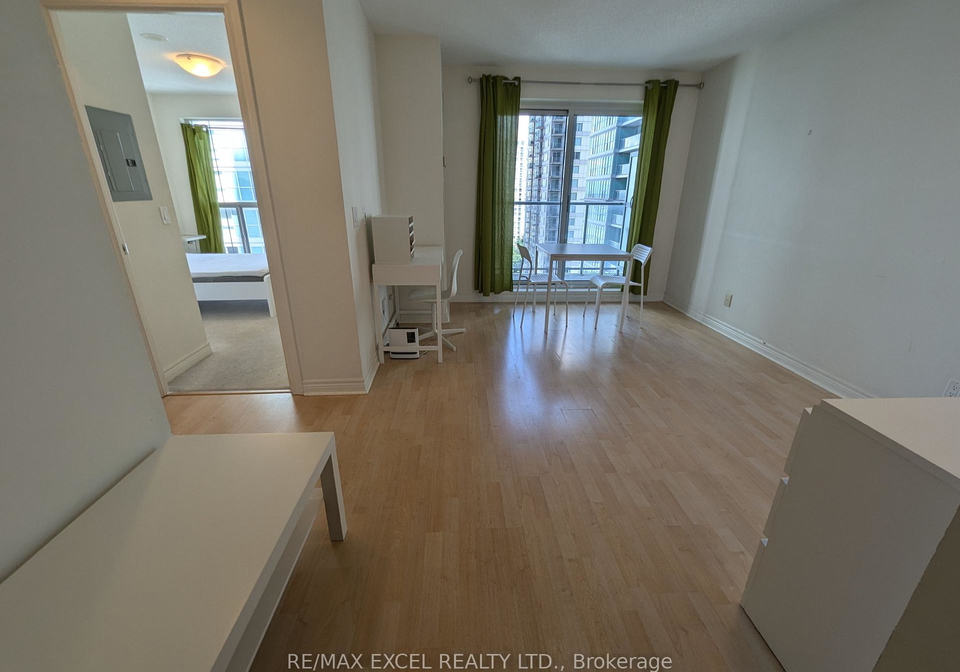 60-town-centre-court-toronto-scarborough-ontario-e13569984