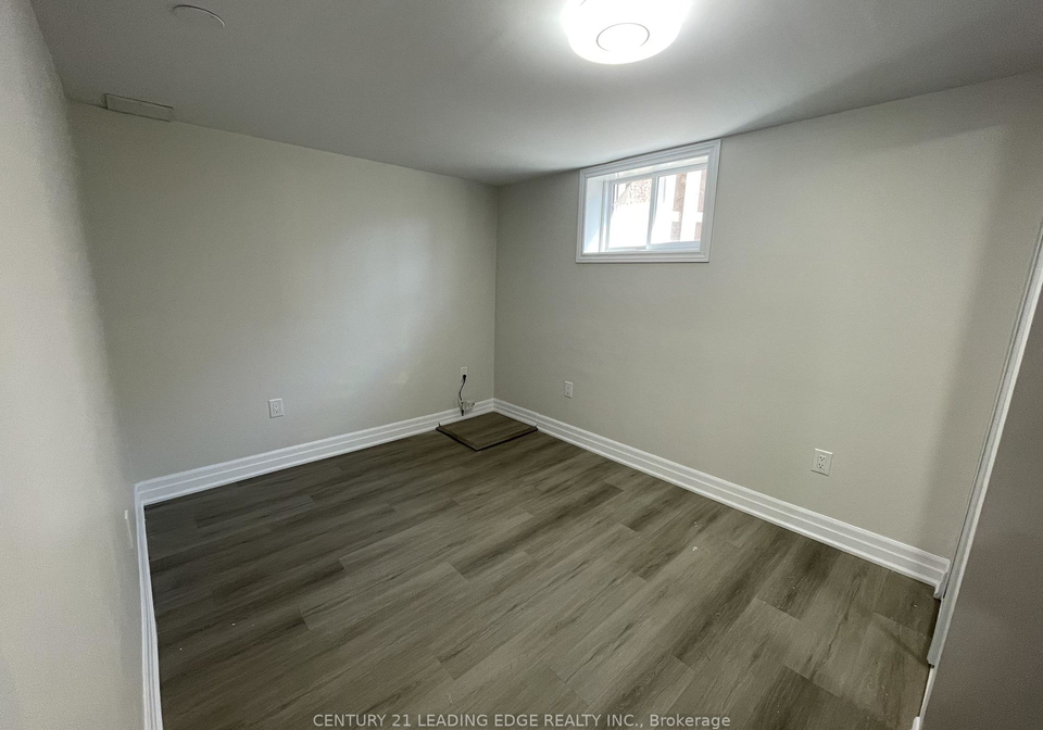 654-annapolis-avenue-oshawa-ontario-e13570292