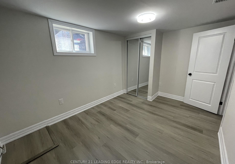 654-annapolis-avenue-oshawa-ontario-e13570292