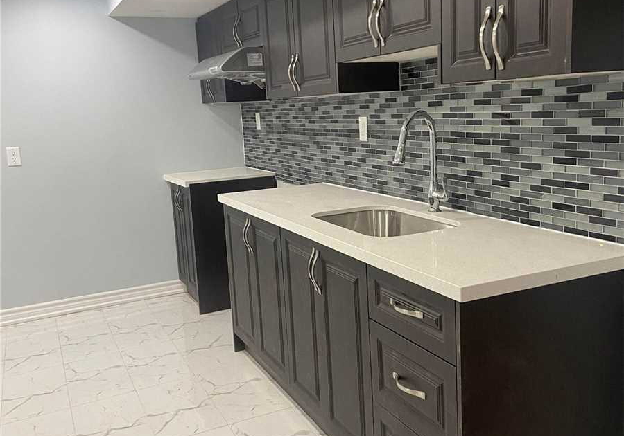 21-good-road-toronto-scarborough-ontario-e13570666