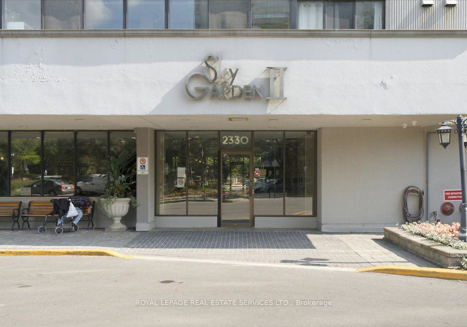 2330-bridletowne-circle-toronto-scarborough-ontario-e13570698