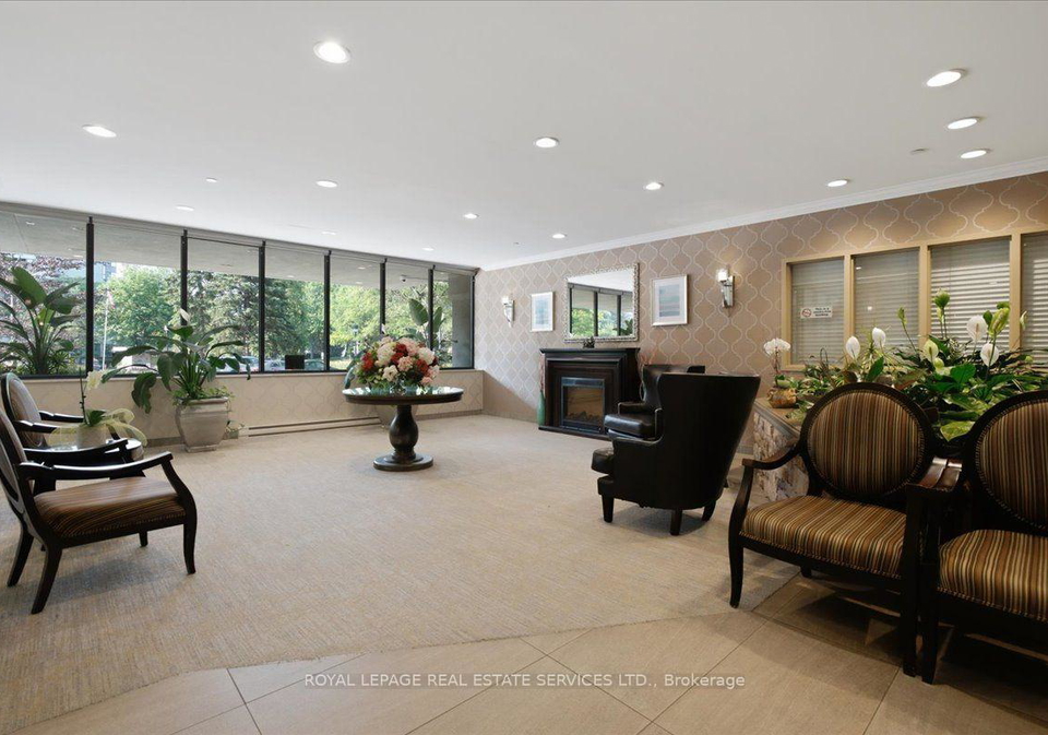 2330-bridletowne-circle-toronto-scarborough-ontario-e13570698