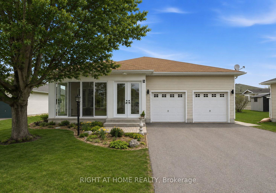 5-park-place-lane-clarington-ontario-e13570910