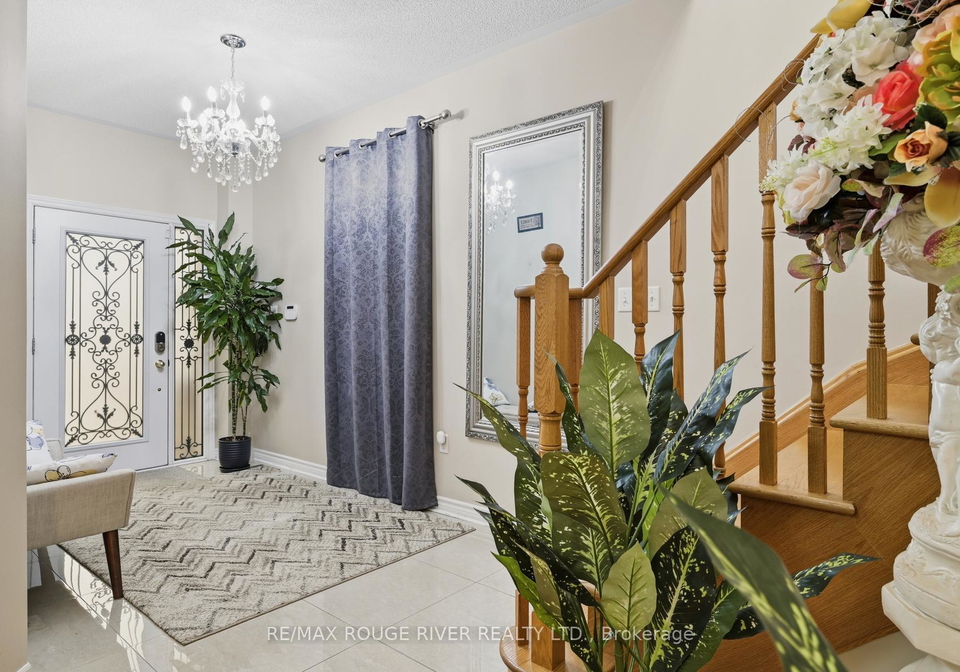 886-groveland-avenue-oshawa-ontario-e13571268