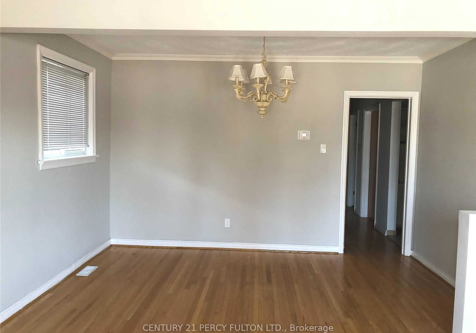 21-ivanhoe-court-toronto-scarborough-ontario-e13571676