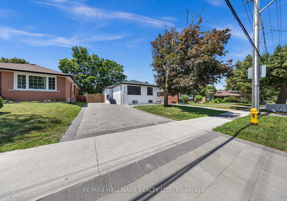 978-midland-avenue-toronto-scarborough-ontario-e13571768