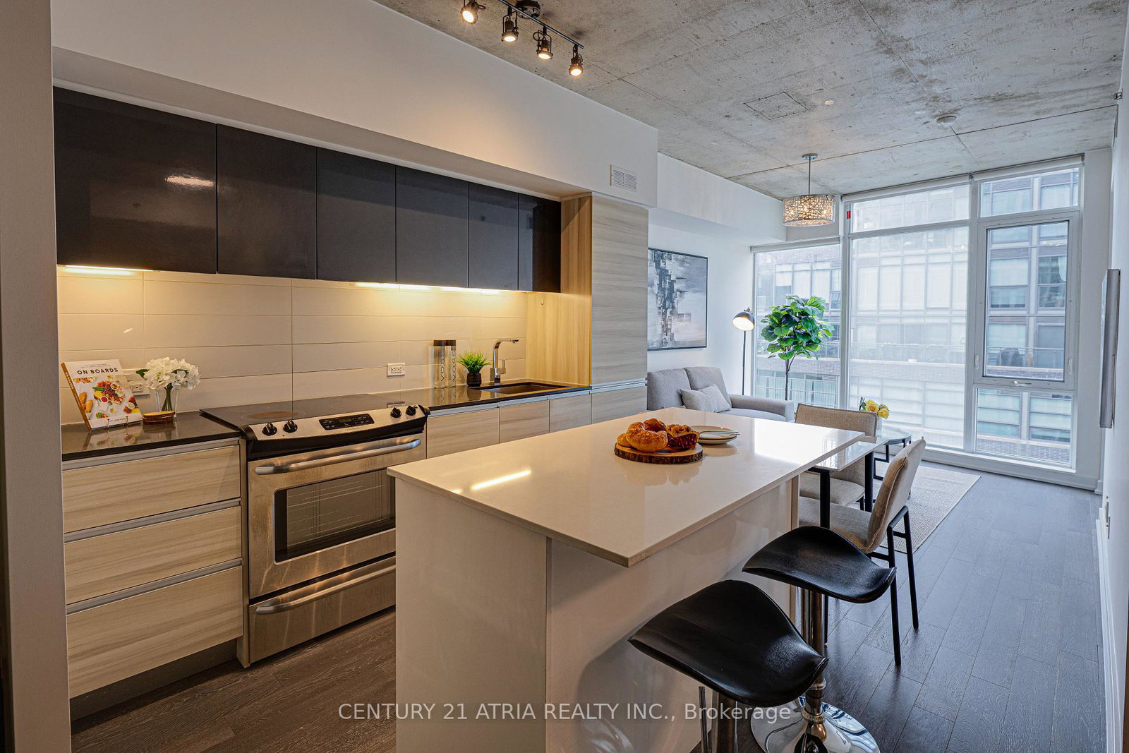 1190-dundas-street-e-toronto-toronto-ontario-e13572030