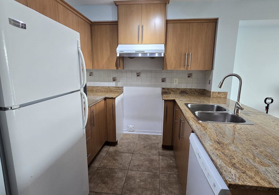 8-rosebank-drive-toronto-scarborough-ontario-e13572220
