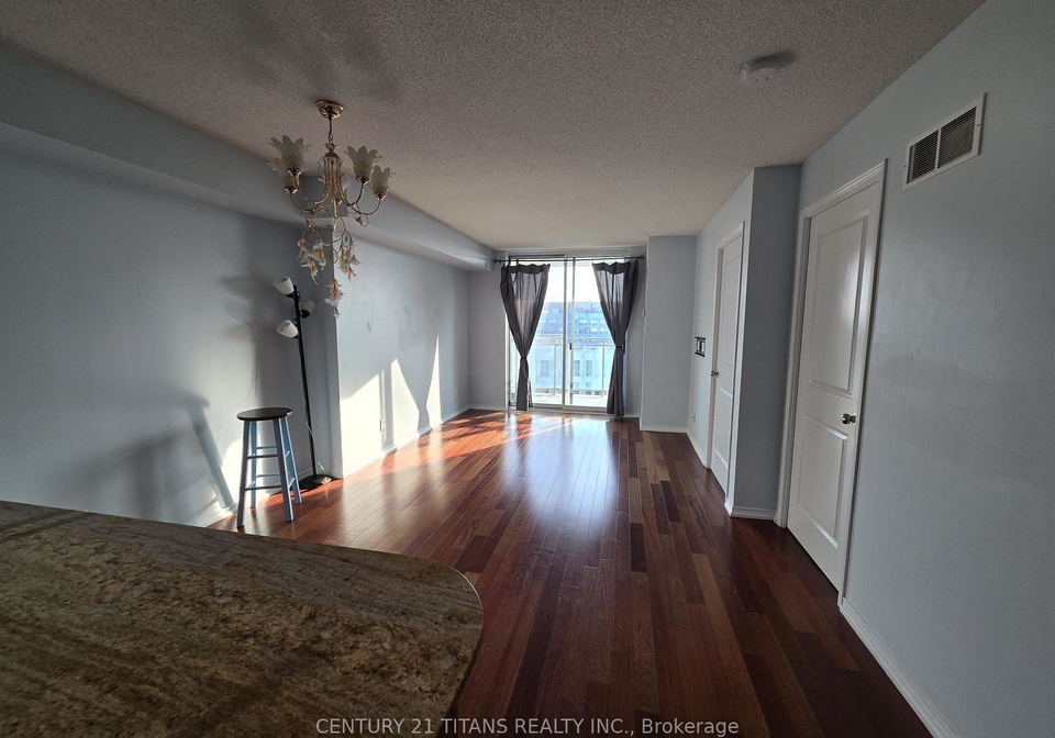 8-rosebank-drive-toronto-scarborough-ontario-e13572220