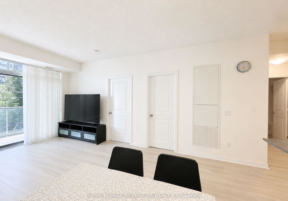 3270-sheppard-avenue-e-toronto-scarborough-ontario-e13572498