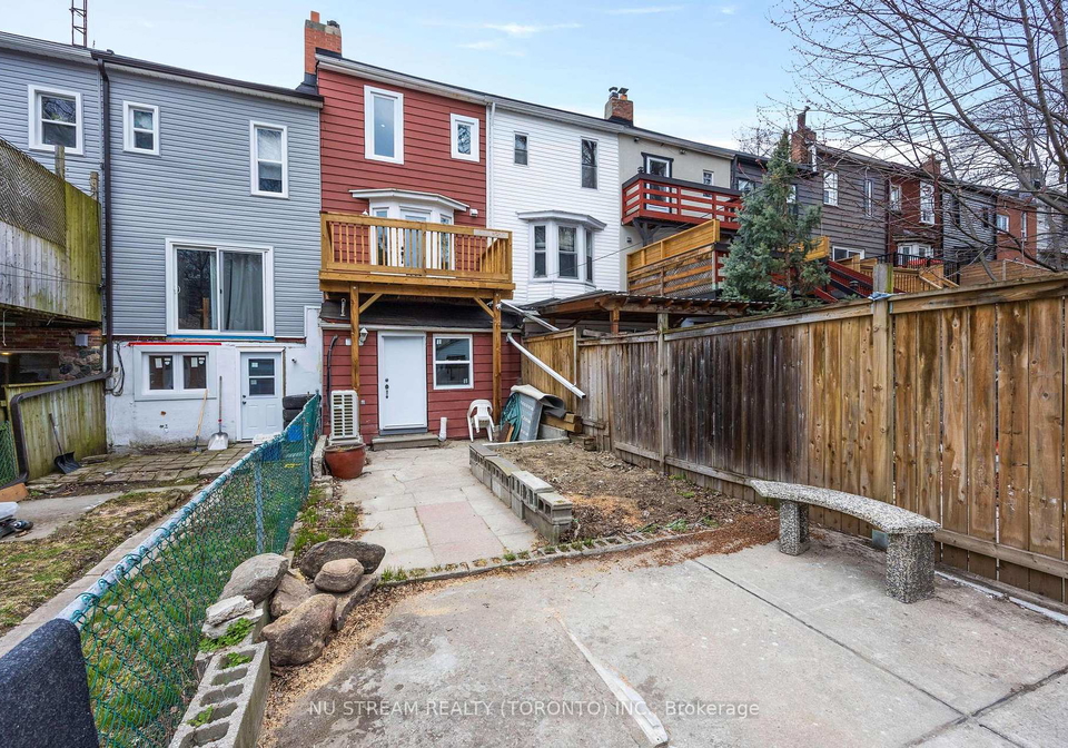 393-jones-avenue-toronto-toronto-ontario-e13572726