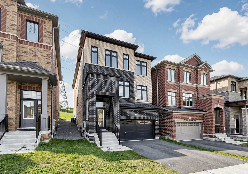 1274-aquarius-trail-pickering-ontario-e13572884
