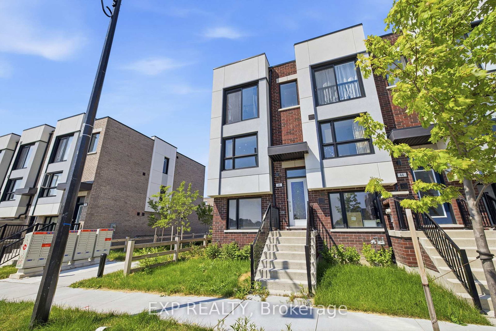 46-bateson-street-ajax-ontario-e13573394