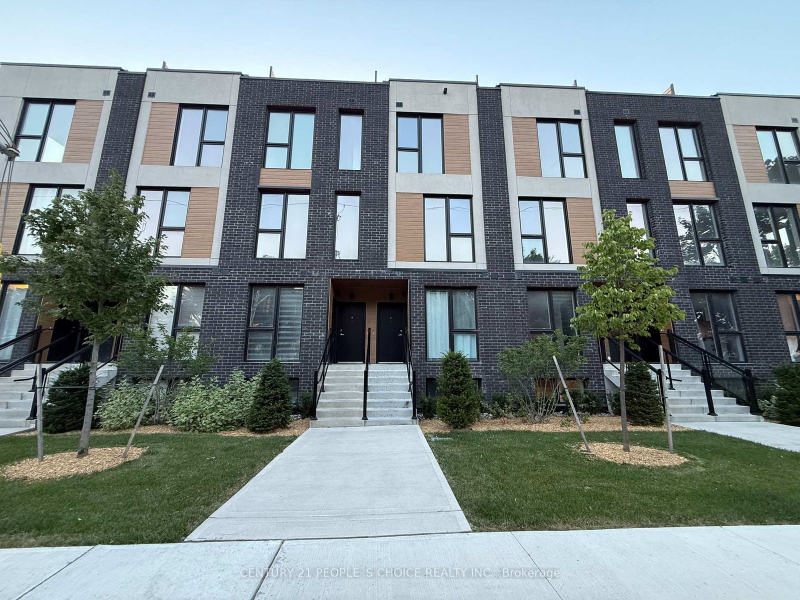 180-clonmore-drive-s-toronto-scarborough-ontario-e13573924