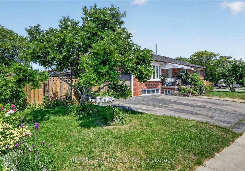 60-chillery-avenue-toronto-scarborough-ontario-e13574000