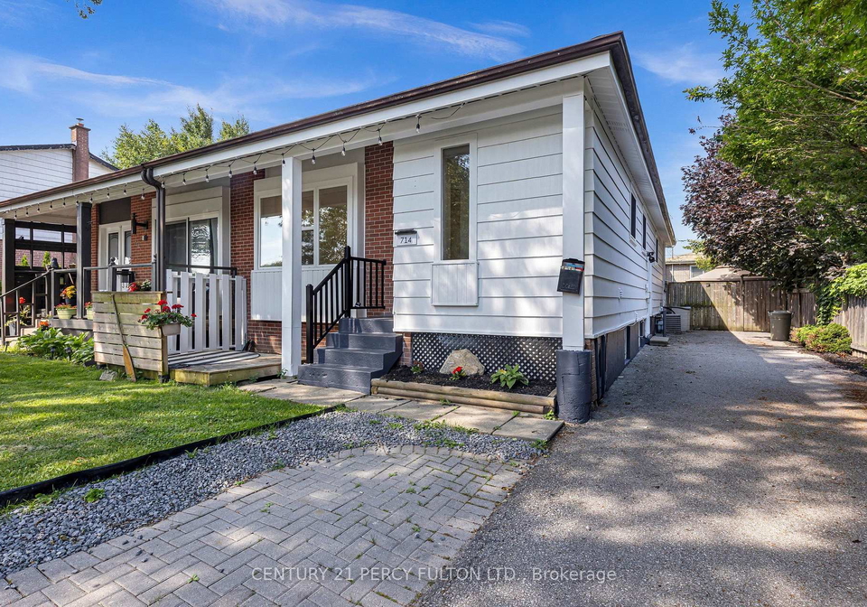 714-lublin-avenue-pickering-ontario-e13574270