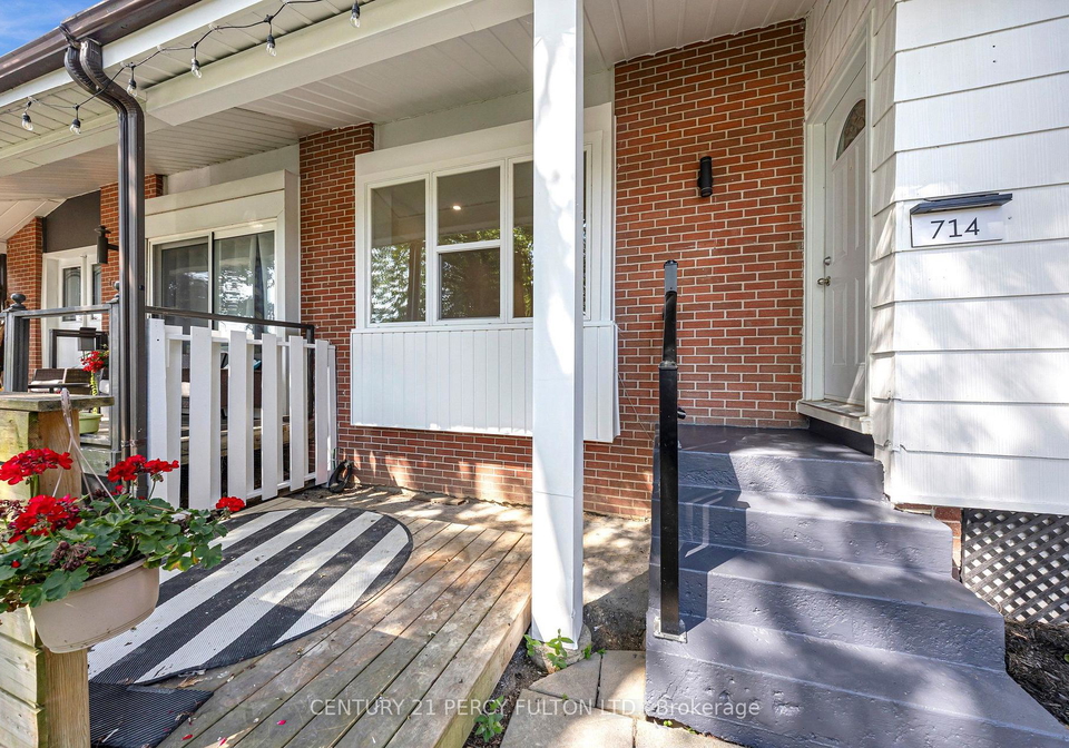 714-lublin-avenue-pickering-ontario-e13574270