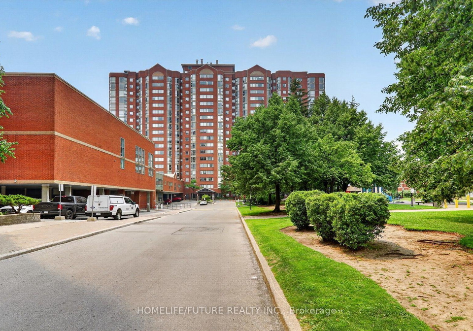 2460-eglinton-avenue-e-toronto-scarborough-ontario-e13574464