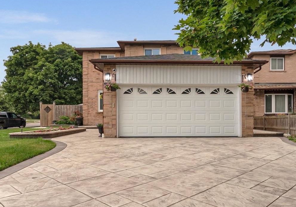 95-rotherglen-n-road-n-ajax-ontario-e13574690