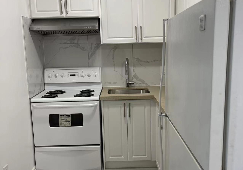 623-gerrard-street-e-toronto-toronto-ontario-e13574926