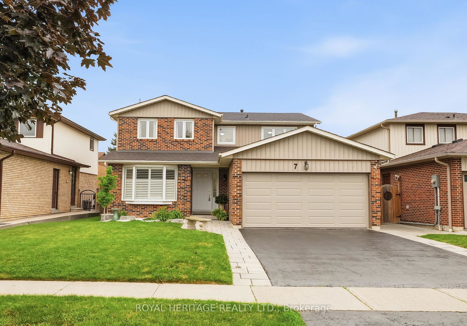 7-carter-crescent-whitby-ontario-e13575636